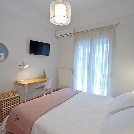 Large, Sunny, Modern Fully Renovated, Next To Agia Sofia Thessaloniki